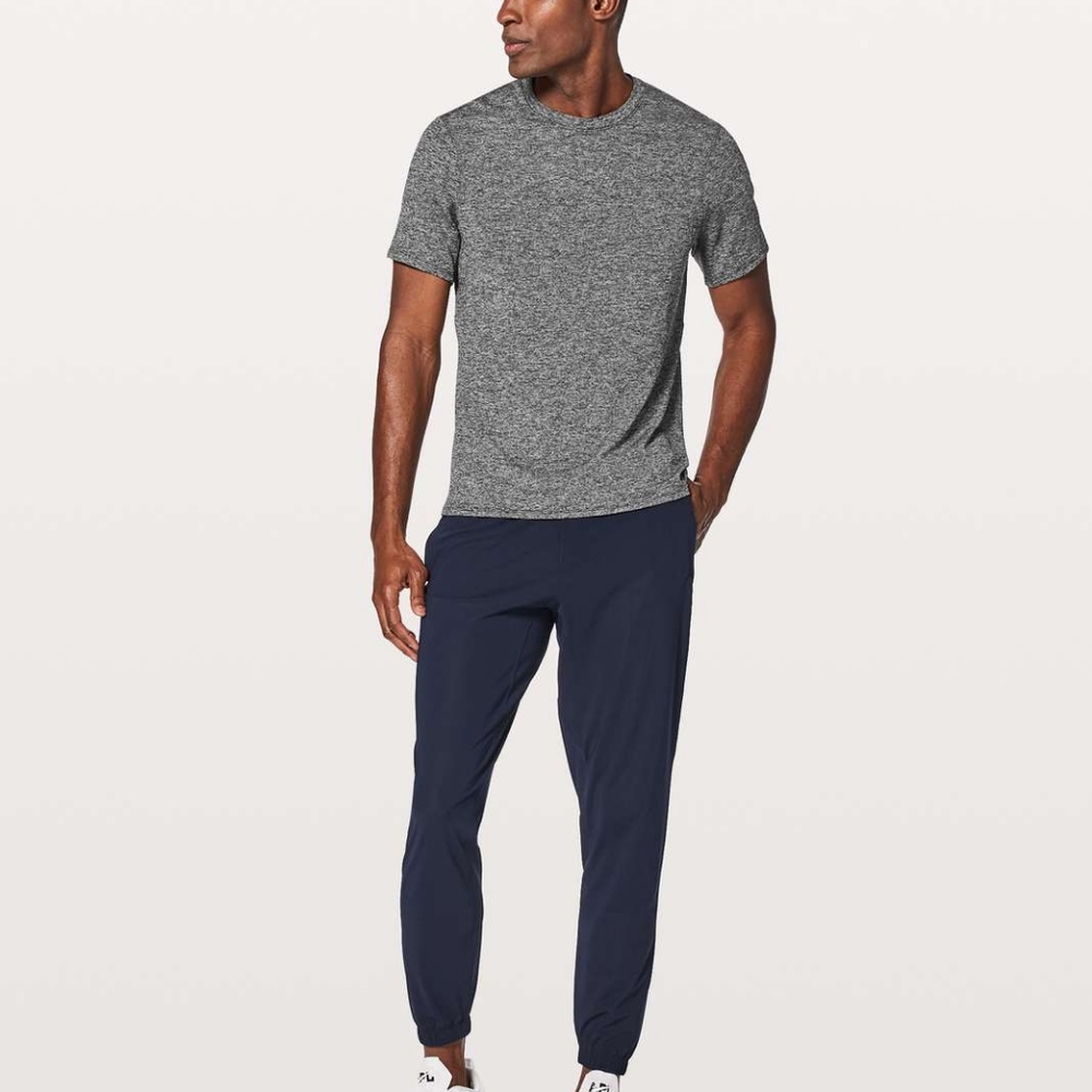 Lululemon Drysense SS shirt. Heathered Black. Size L.